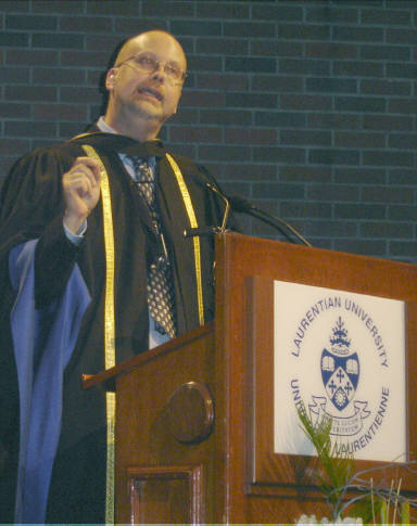 [Robert J. Sawyer giving convocation address]