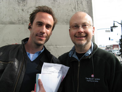 [Joseph Fiennes and Robert J. Sawyer on the set of FlashForward]